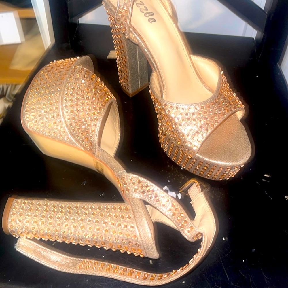 Rhinestone shoes Pazzle Italian brand size 10 runs small